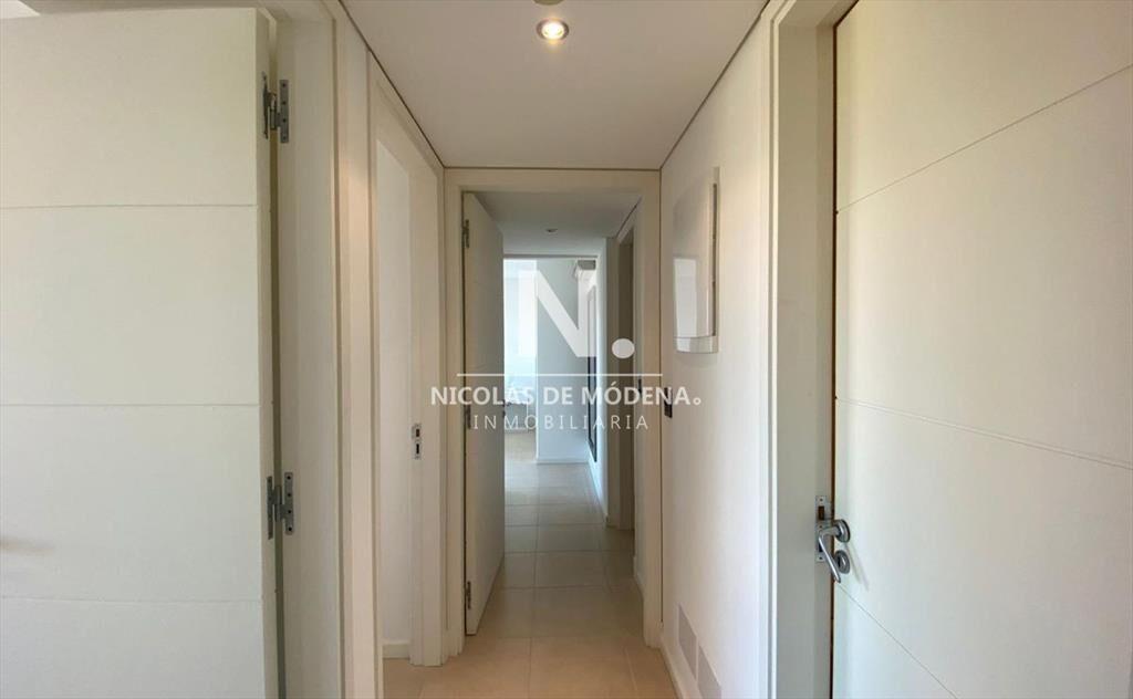 Departamento en venta de 3 dormitorios en Punta