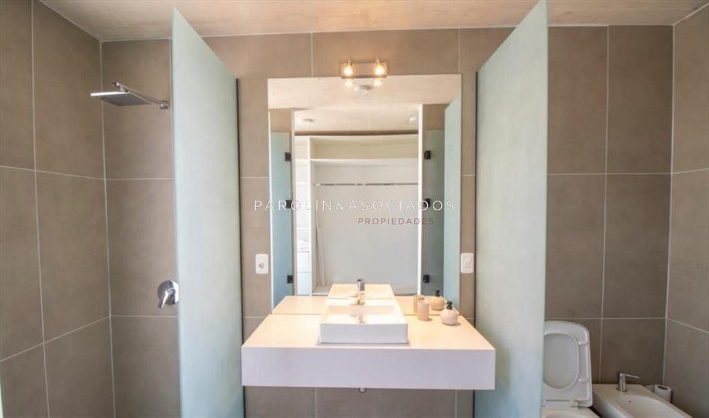 Casa de 4 dormitorios en venta en Pueblo Mio, del