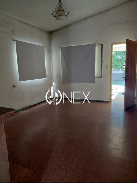 Venta de Casa de �poca y Galpón en Colonia