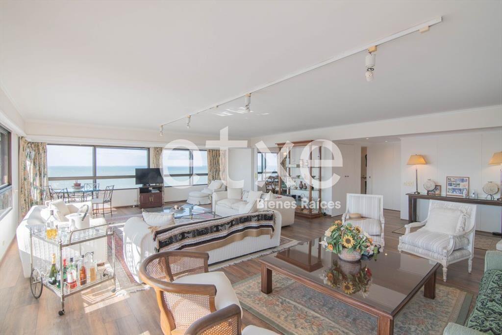 Apartamento Venta 4 Dormitorios Peninsula Punta del Este...