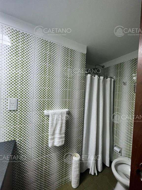 En venta apartamento de 2 mas dep. en Península,