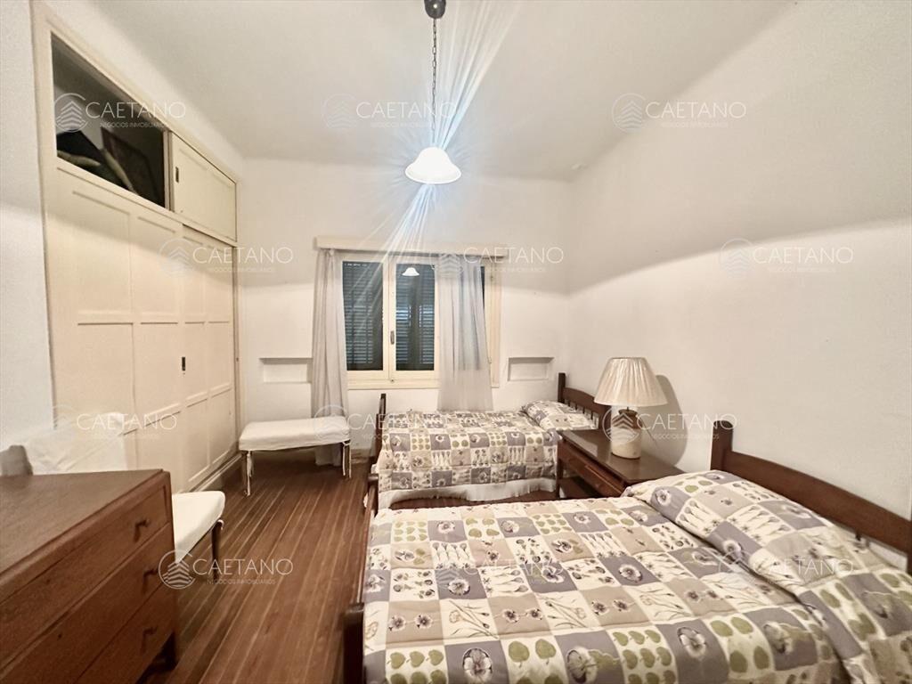 Venta casa 7 dormitorios - Playa brava, Punta del