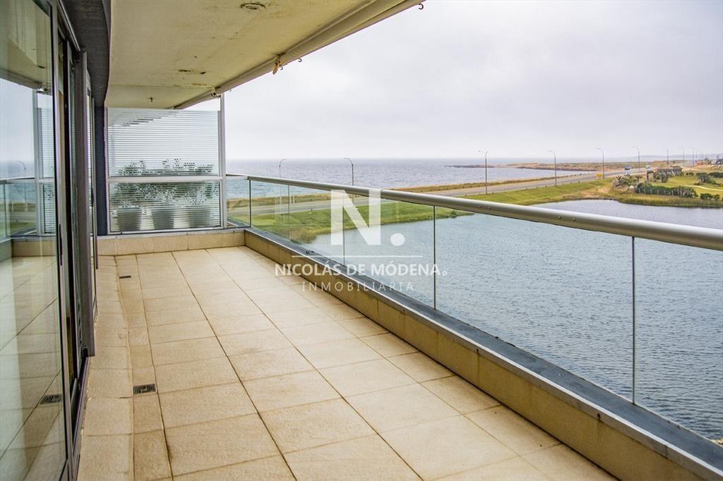 Apartamento con excelente vista en terraza de la