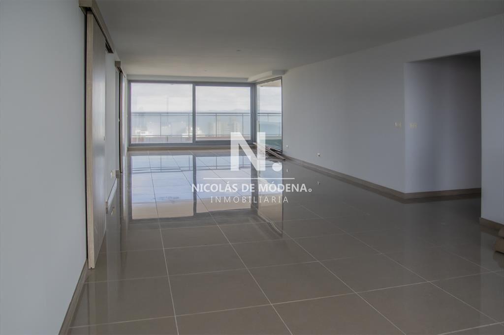 Espectacular departamento, de 3 habitaciones, a