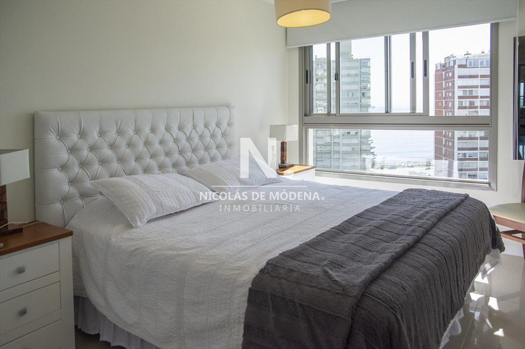 Hermoso Departamento en venta de 3 dormitorios en Torre Imp