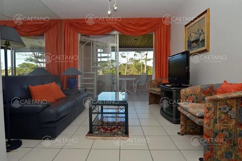 Venta apartamento 3 dormitorios playa mansa Punta