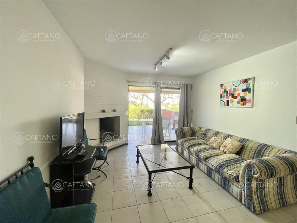 Venta Oportunidad Departamento - 3 dormitorios -