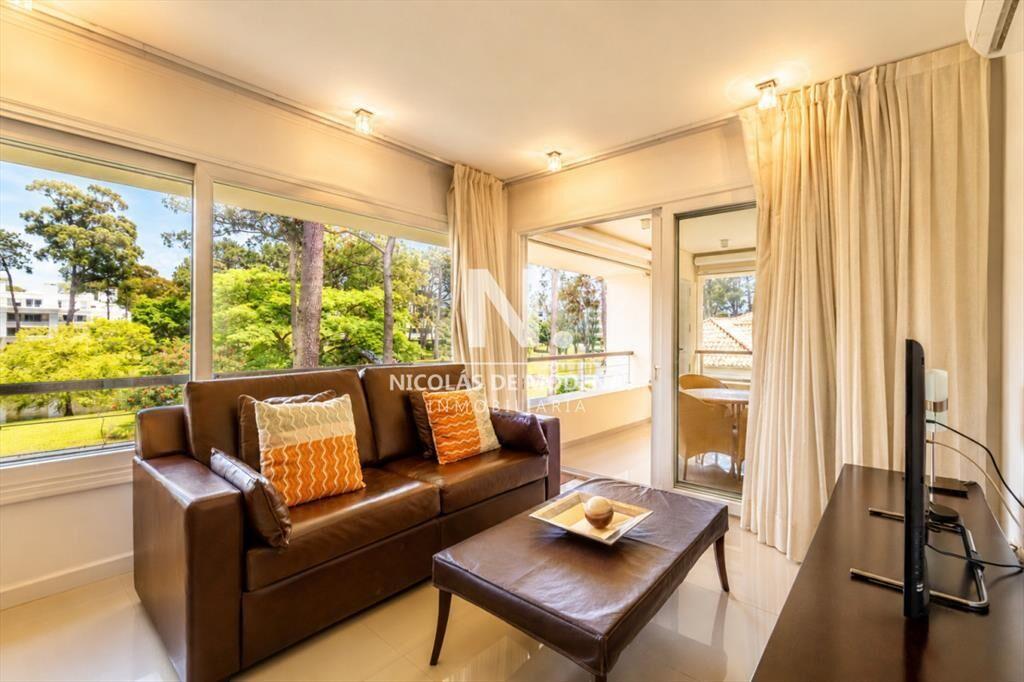 Vende apartamento de 1 dormitorio, en Solanas