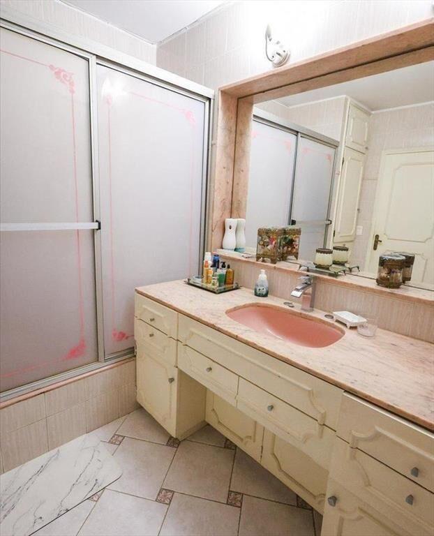 Venta Apartamento 4 dormitorios c/ 2 garajes Punta Carretas