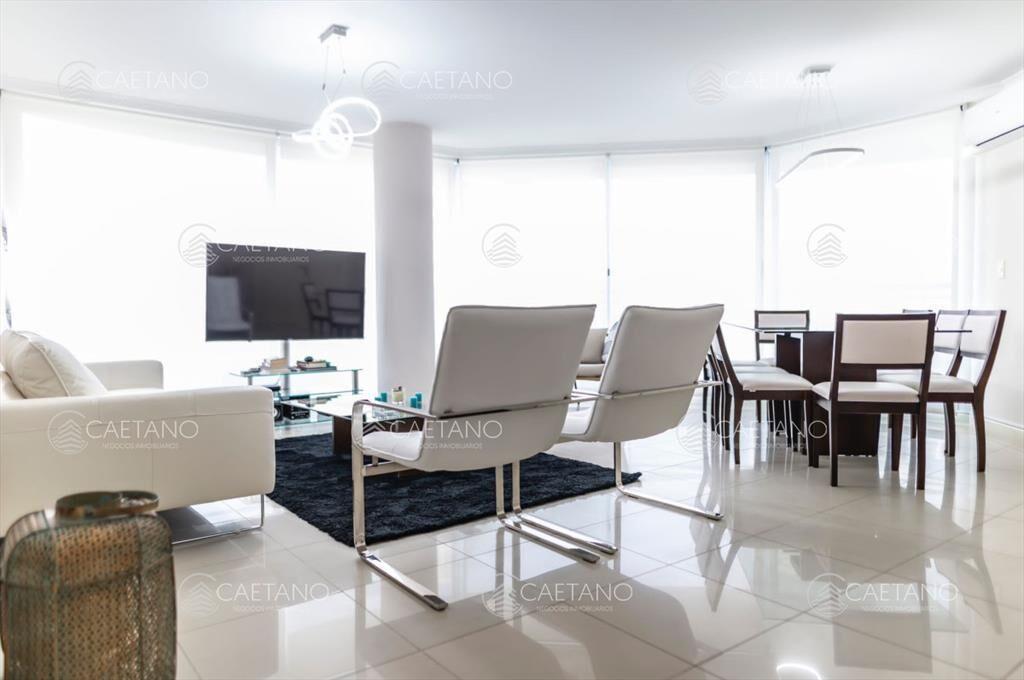 Venta Apartamento 3 dormitorios Punta del Este