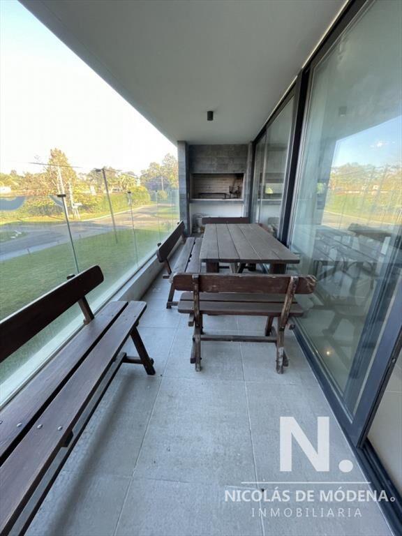 hermoso apartamento de 3 dormitorios