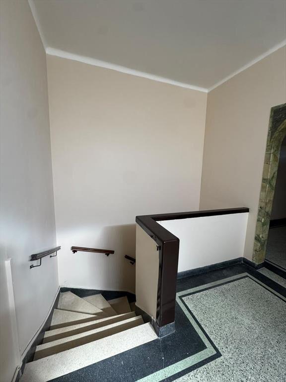 Alquiler Casa de altos 2 dormitorios con balcón a Gral. Flo