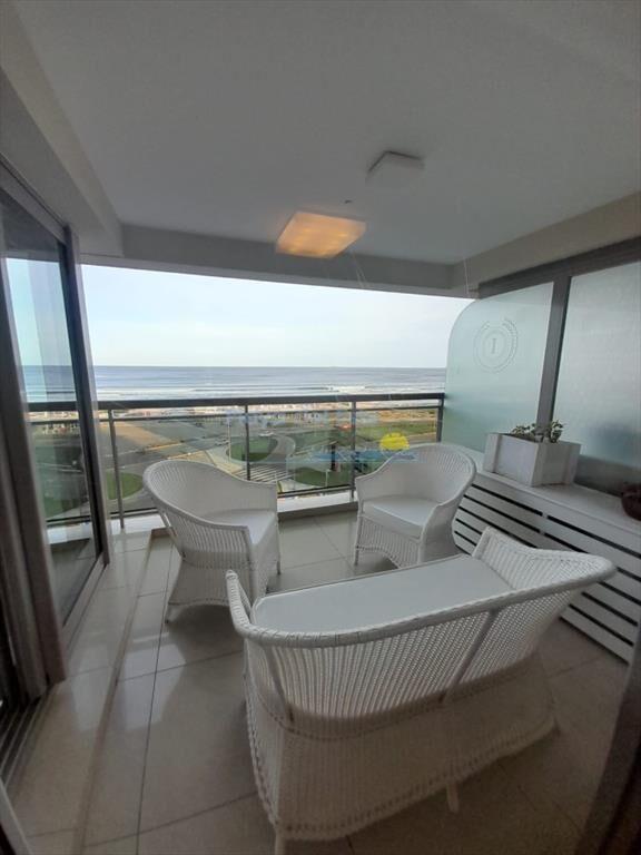 Apartamento en venta de 3 dormitorios en Punta ,