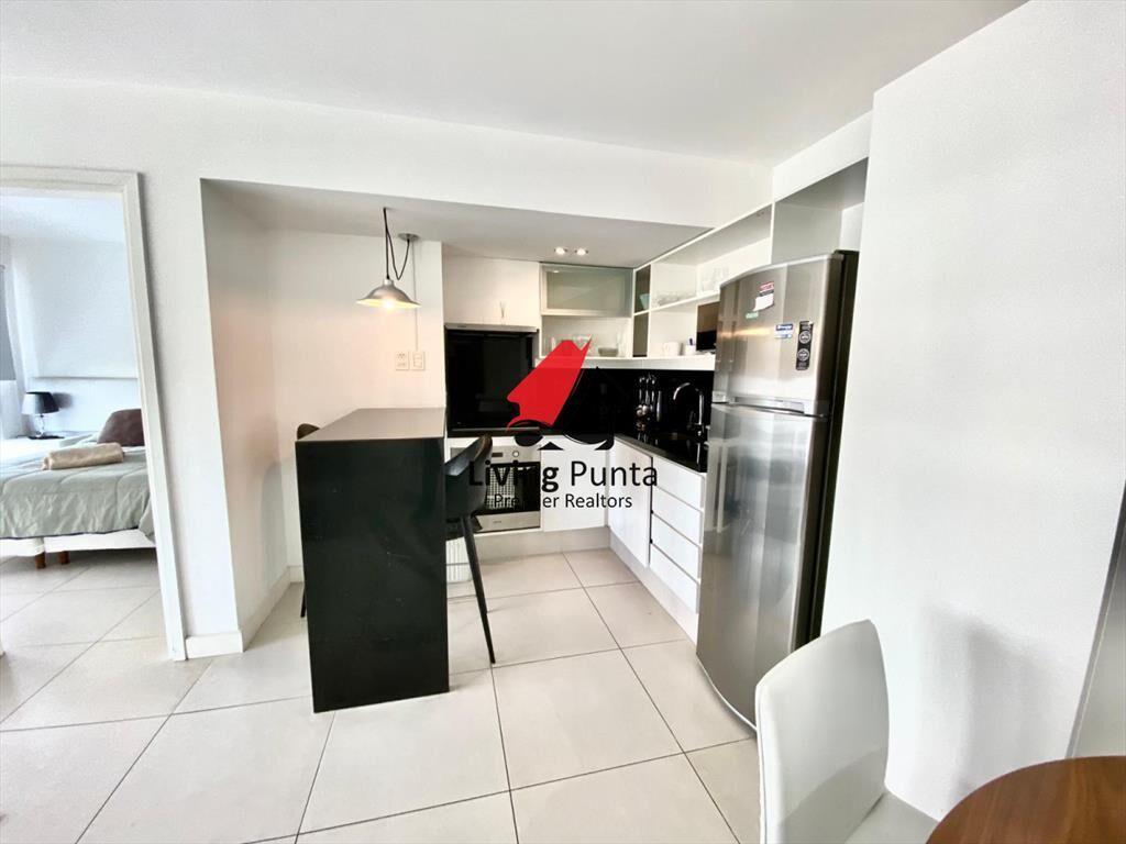 ALQUILER APARTAMENTO 2 DORMITORIOS EN PENINSULA PUNTA DEL E