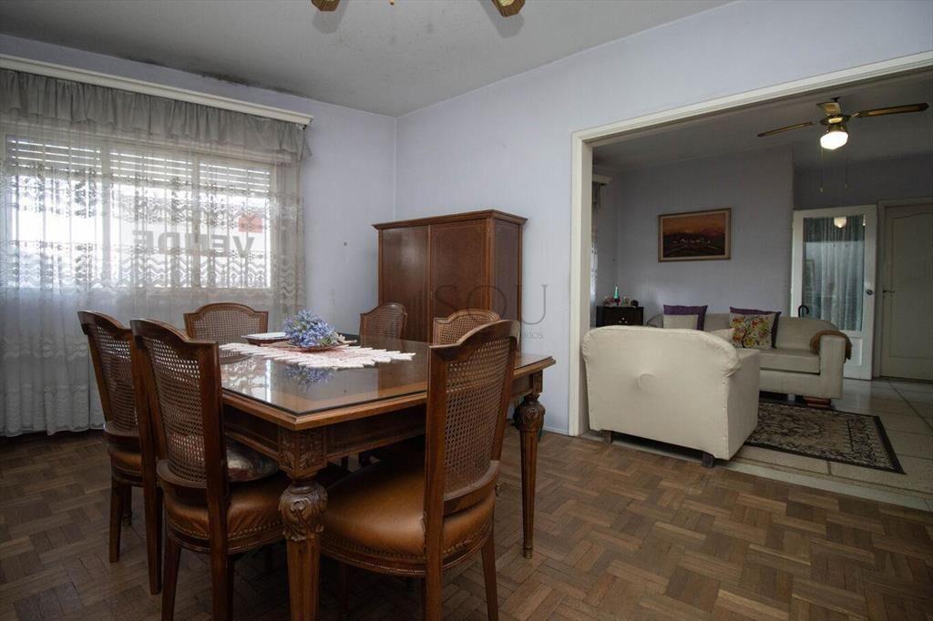 Venta casa 5 dormitorios y garaje en Cerrito