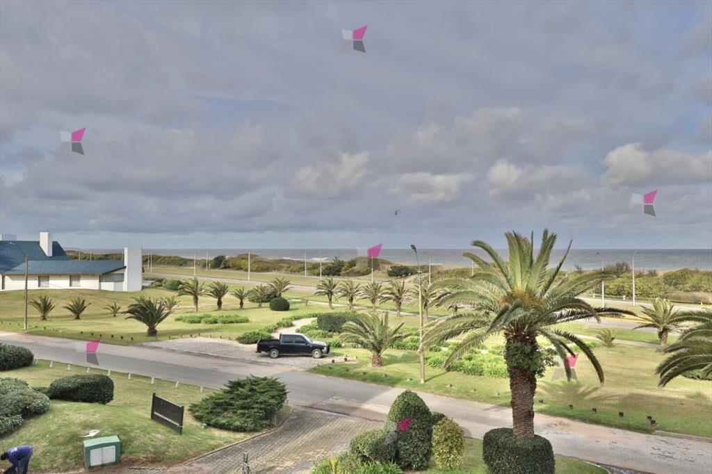 APARTAMENTO EN VENTA 4 DORMITORIOS - PLAYA BRAVA