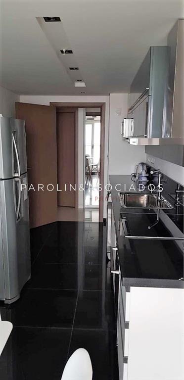 Hermoso apartamento en venta en Look Tower, Punta