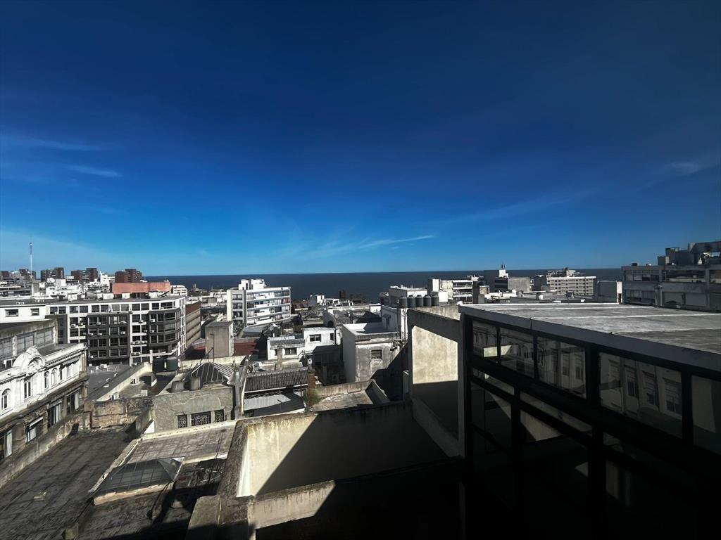 Estrena! Sarandi y plaza Matriz 47 m2 gran vista!!
