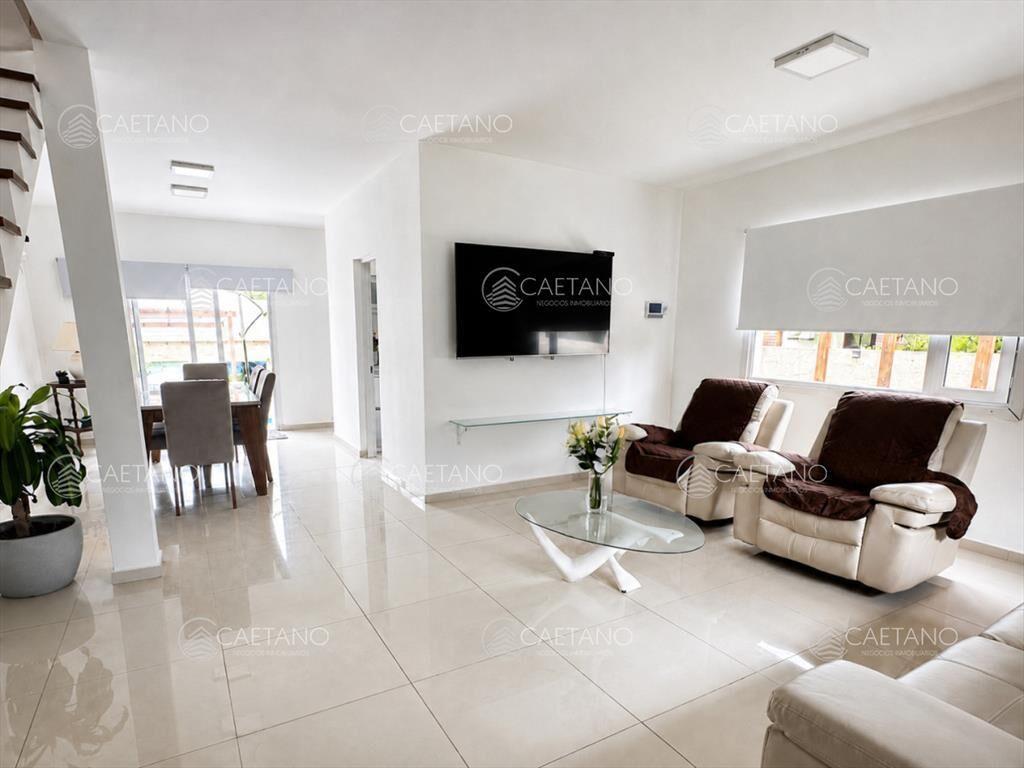 Casa 4 dormitorios alquiler anual Pinares