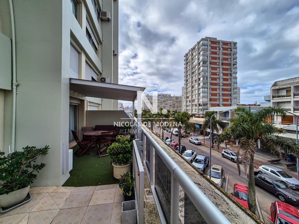 Apartamento 3 Dormitorios Península Punta del