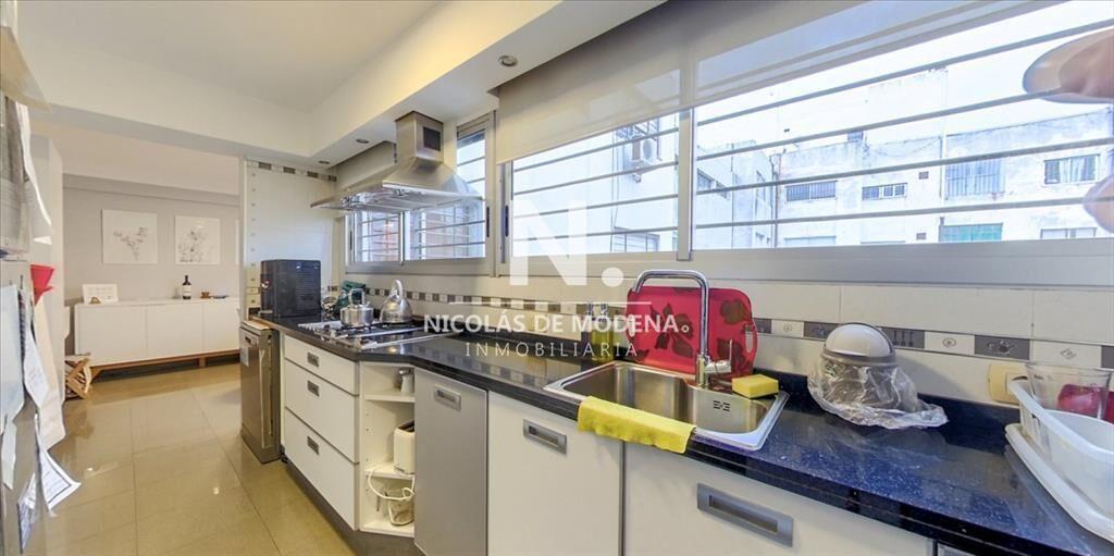 Penthouse de 4 Dormitorios en Venta, frente a la