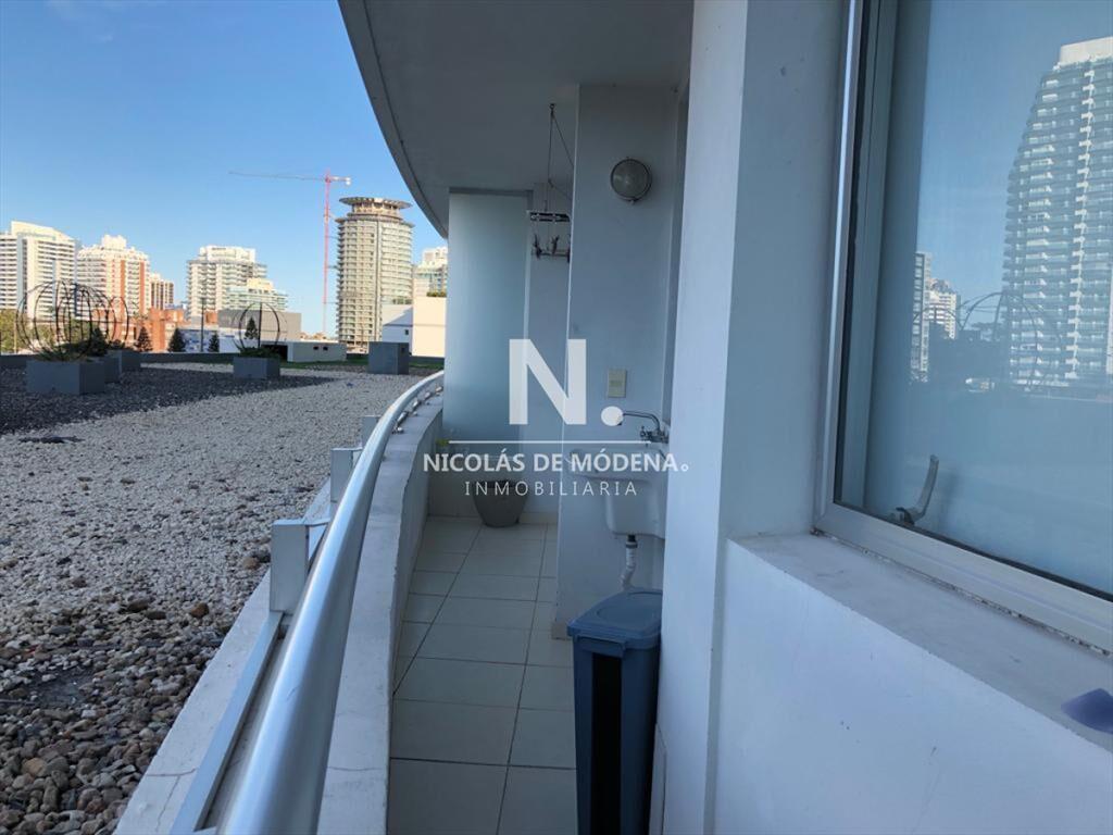 Apartamento en Venta y Alquiler, Mansa, Punta del