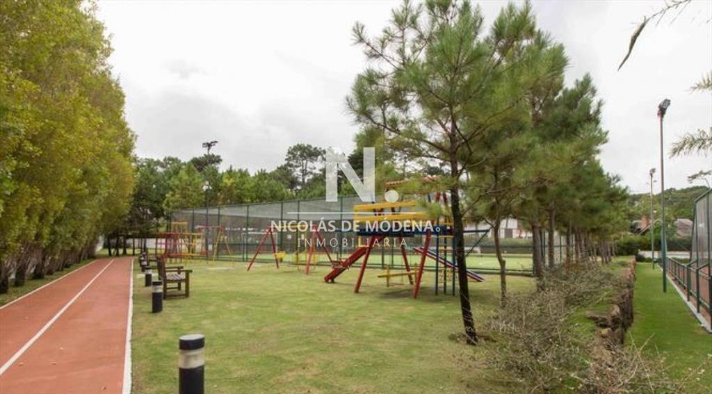Vende apartamento en Mansa, Punta del Este de 3