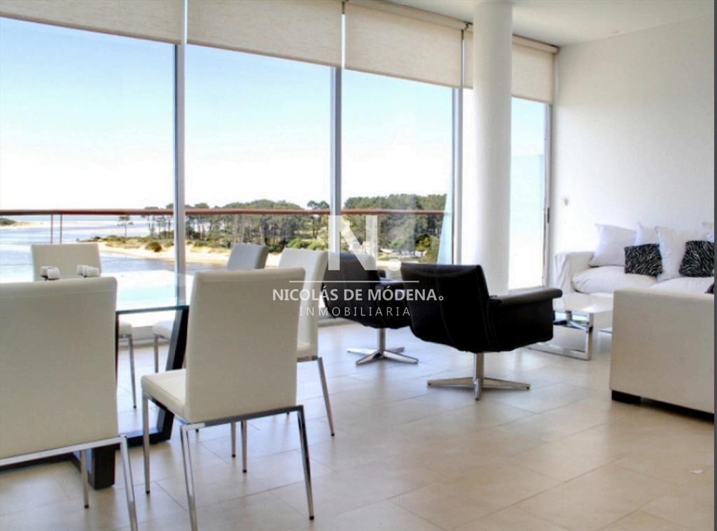 Hermoso Penthouse en La Barra