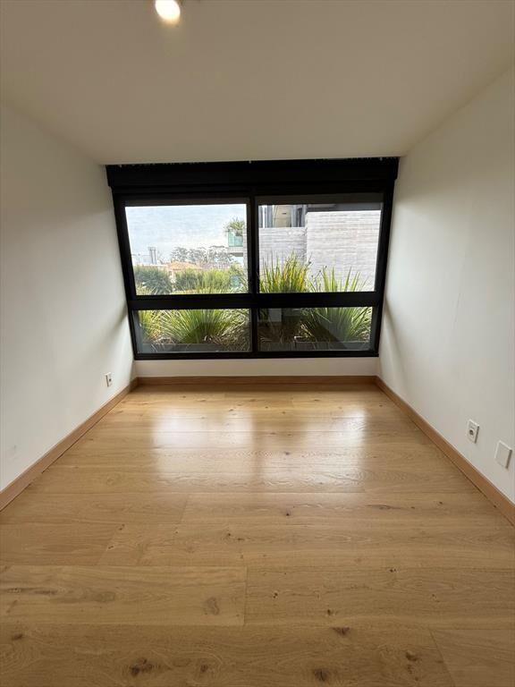 ALQUILA APARTAMENTO JARDINES DE CARRASCO 2 DORMIT