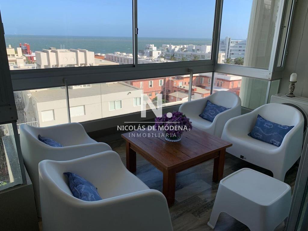 Apartamento de 3 dormitorios en Peninsula, Punta