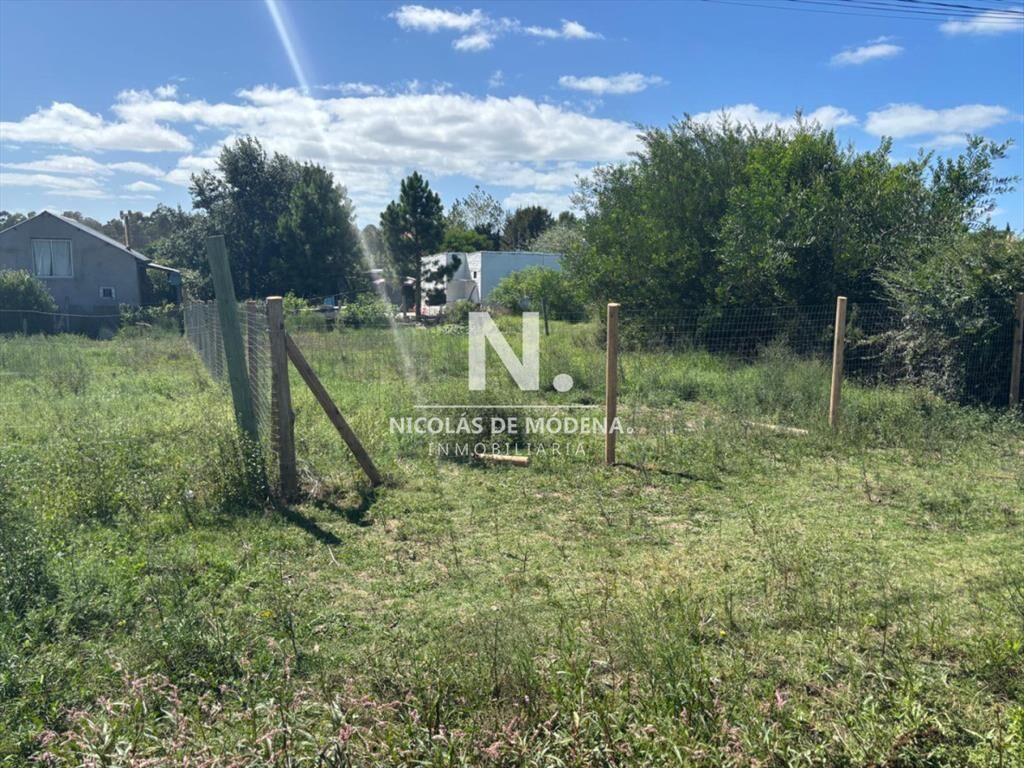 En venta terreno en La Bota, Manantiales de 300m2