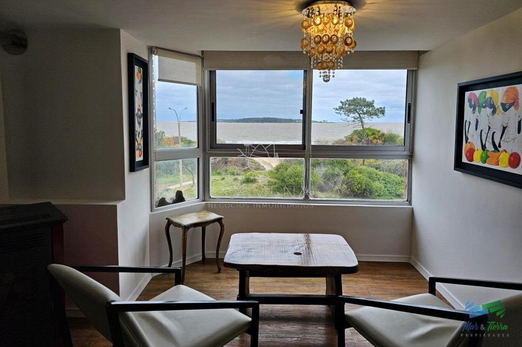 Edificio de 3 dormitorios en Punta del Este Mansa
