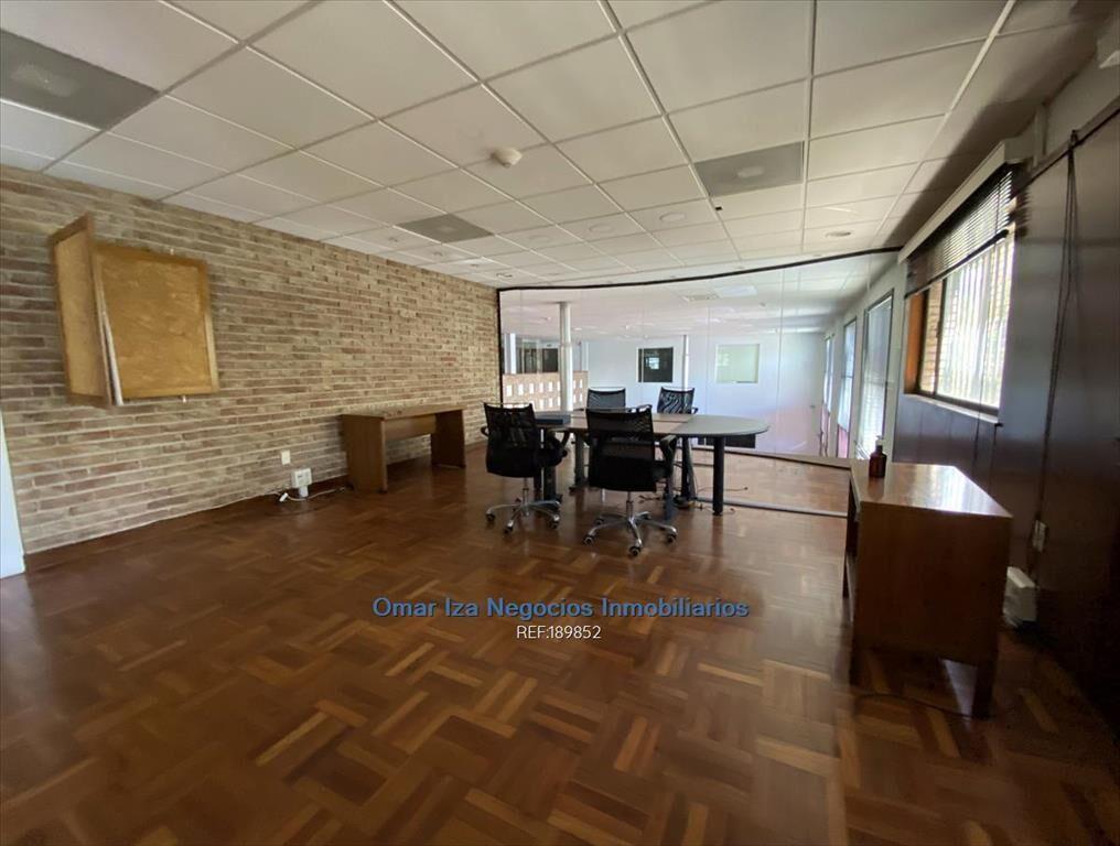 Venta local oficinas edificio corporativo aguada comercial