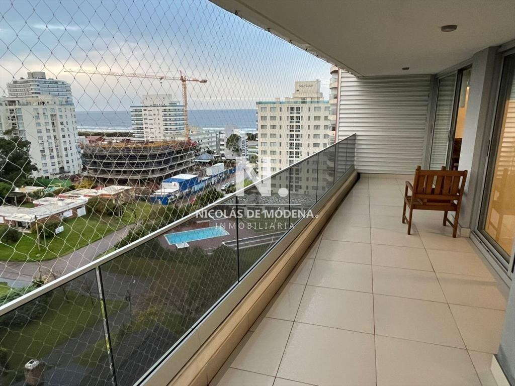 Apartamento en Venta de 3 dormitorios en Aidy ,