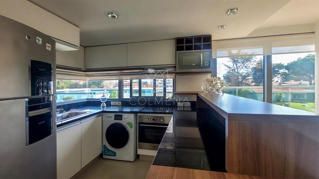Apartamento de 2 dormitorios en venta en Punta