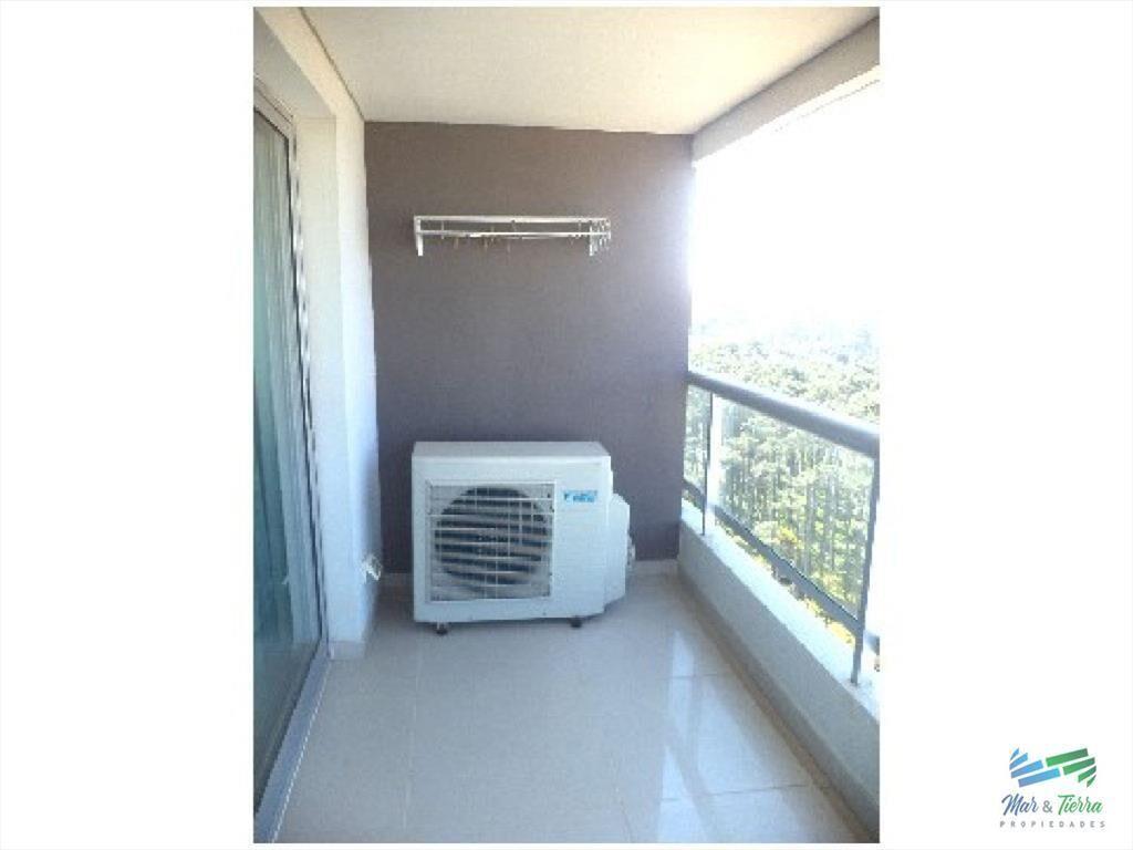 Vendo apartamento 2 dormitorios con vista al mar