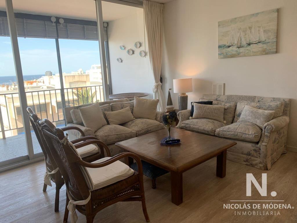 Apartamento reciclado a metros del mar