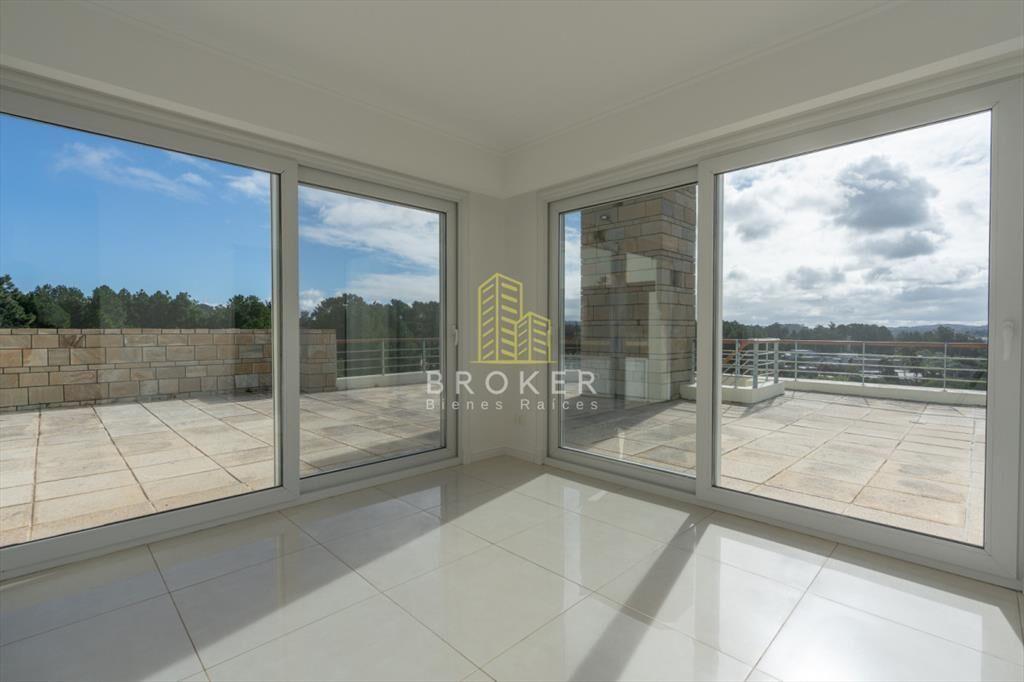 Venta apartamento mansa 3 dormitorios parrillero