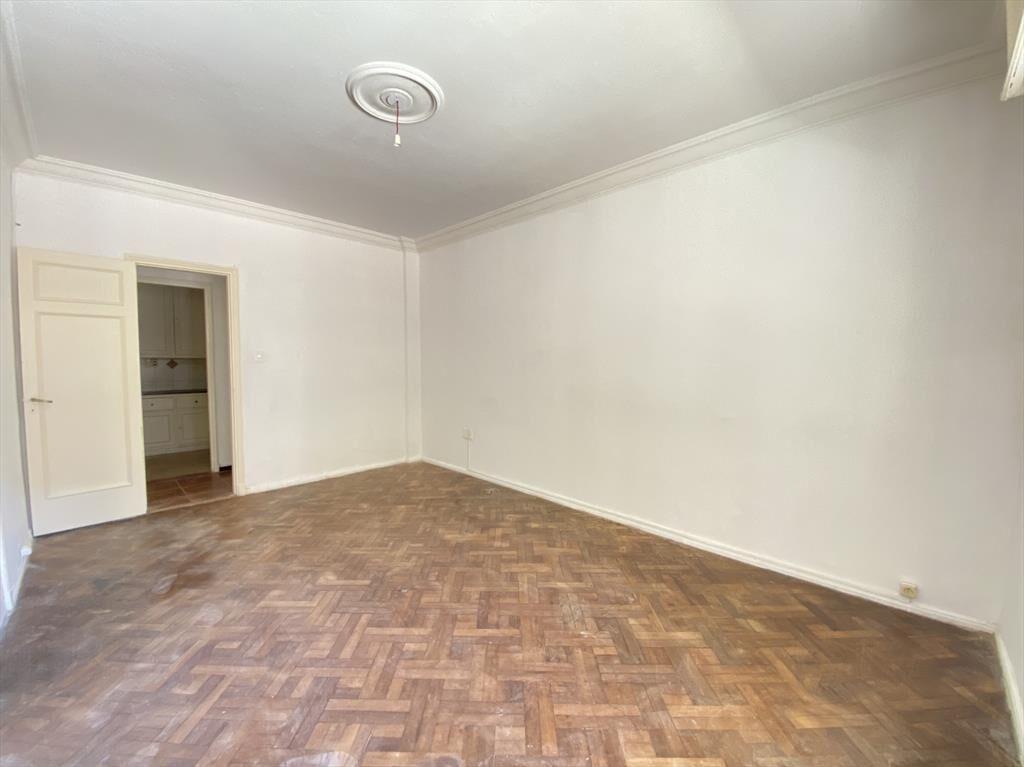Venta apartamento de 3 dormitorios en Cordon con renta
