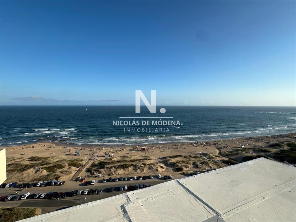 Penthouse en venta en playa brava