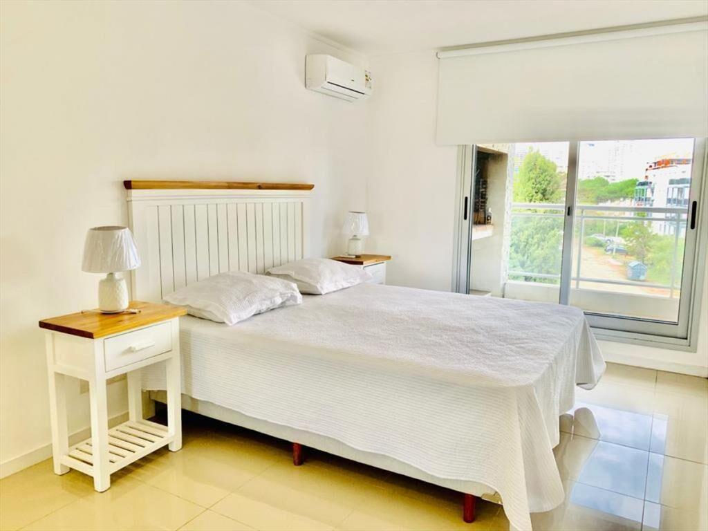 apartamento en zona de Aidy Grill, con parrillero propio