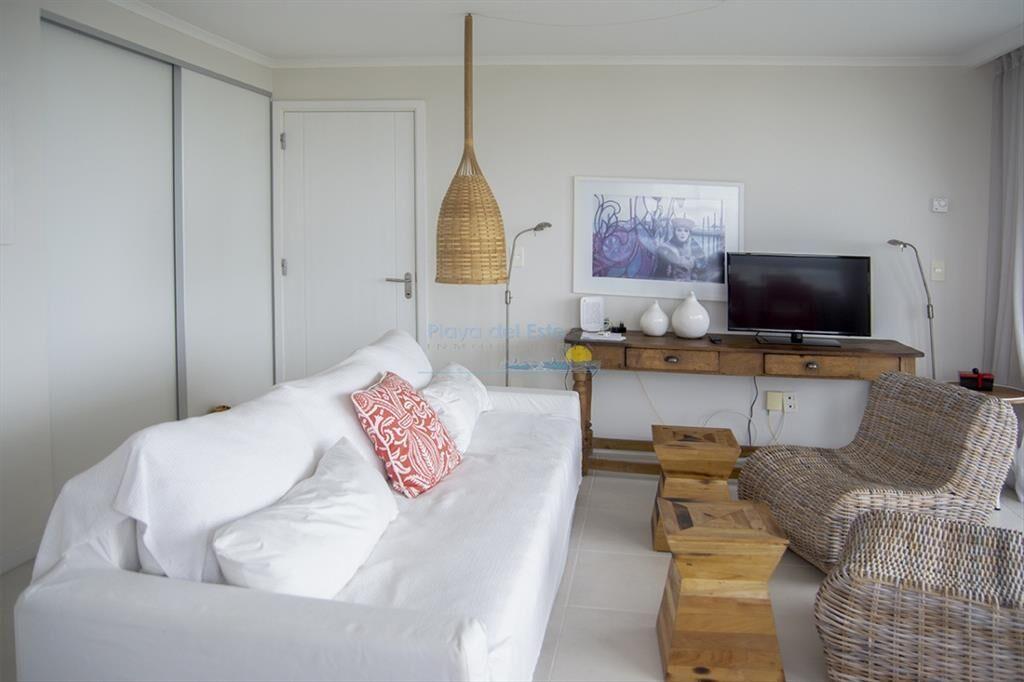 Departamento a metros del mar, Punta del Este