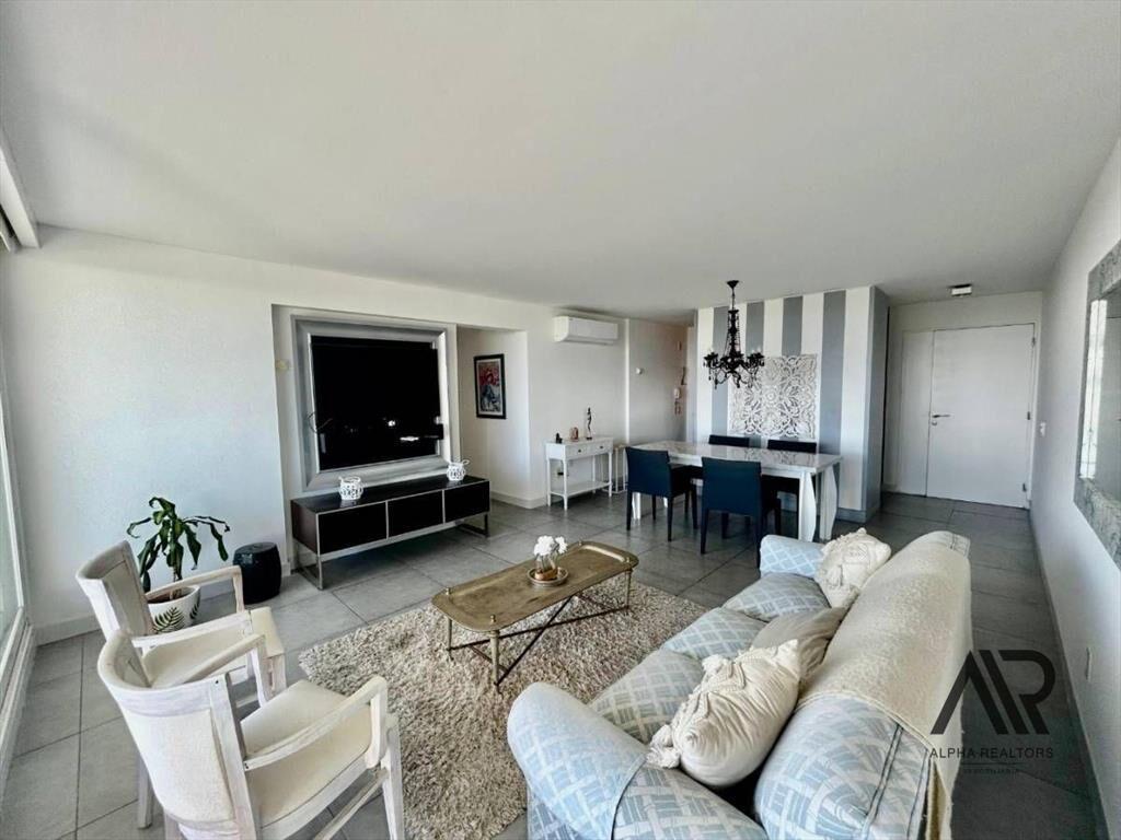 Venta Apartamento Dos Dormitorio En Torre Yoo