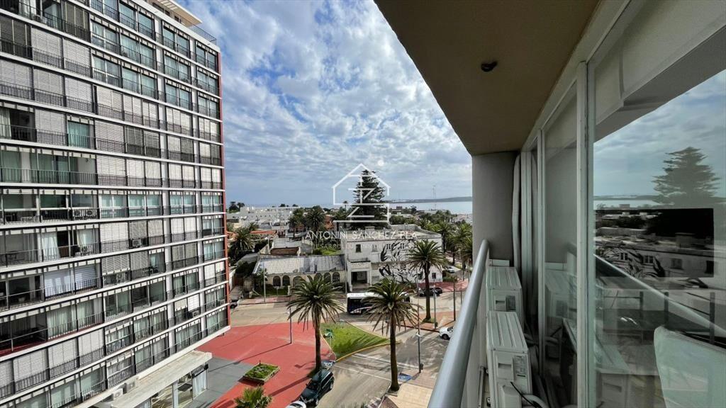 VENTA APARTAMENTO DE 2 DORMITORIOS. PUNTA DEL