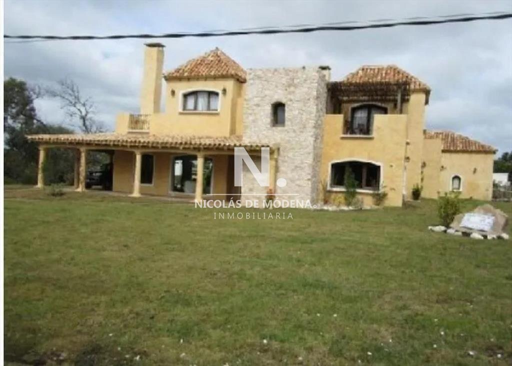 Casa en Pinares, 3 dormitorios *