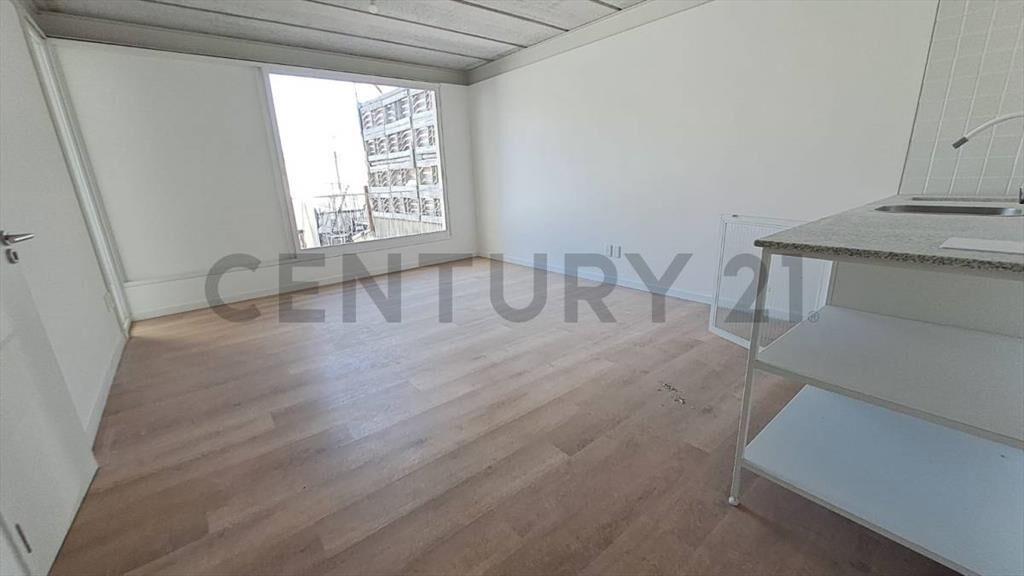 Venta penthouse contrafrente al Sur -1d-balcón-azotea exc...