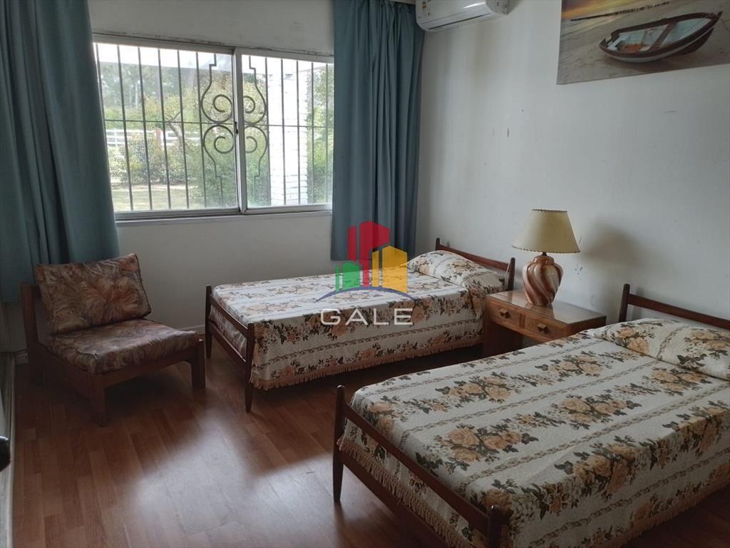 Hermosa casa en Mansa a dos cuadras del Mar en alquiler anu