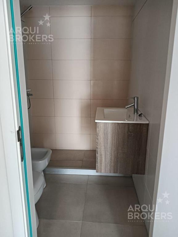 Apartamento monoambiente en venta con garaje incluído en Ag