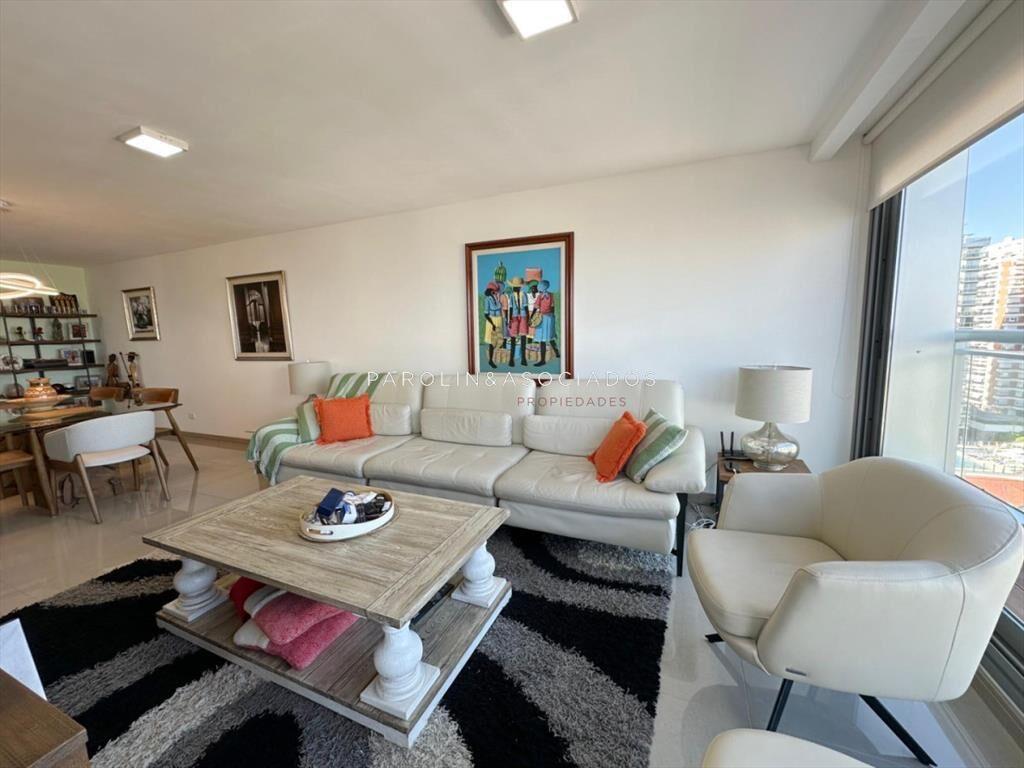 Departamento en Venta de 2 Dormitorios en Onix,