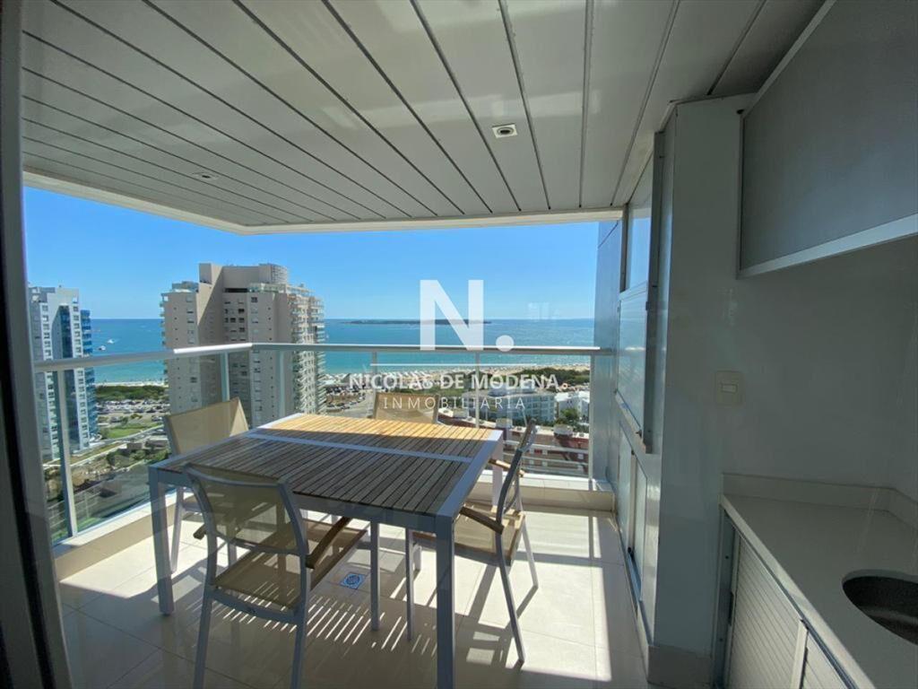 Oportunidad en venta de apartamento de 2 en del